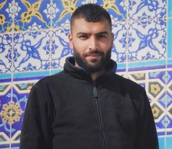 Gazeteci Nevzat Çiçek, Kudüs’te polise bıçakla saldırı düzenleyen ve ölüdürülen kişinin Türkiye’den turist olarak giden Hasan Saklanan isimli kişi olduğunu söyledi.