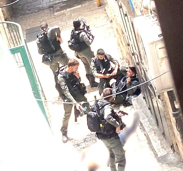 Doğu Kudüs'te devriye atan İsrail polisine bıçaklı saldırı düzenleyen Türk vatandaşı Hasan Saklanan polisin silahlı müdahalesi sonrası hayatını kaybetti.