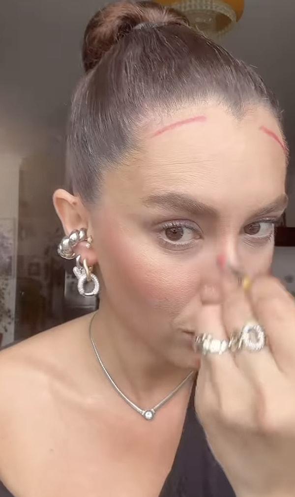 Oyuncu Doğandemir, önceki gün sosyal medya hesaplarından kendi kurduğu kozmetik markasını tanıtmak için bir video paylaştı.