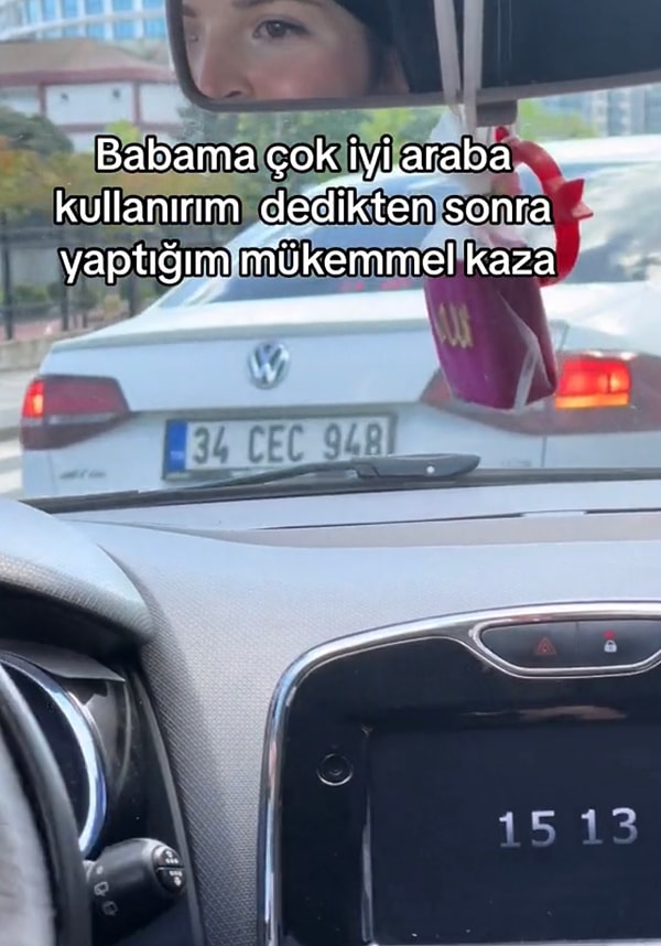 Ve önünde yer alan araca yaklaşırken frene basamayınca bir anda çarpıverdi.