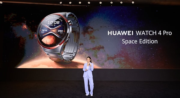 HUAWEI WATCH 4 Pro Space Edition ile Keşfetmeye Cesaret Edin