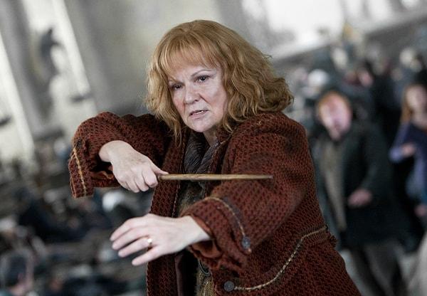 6. Harry Potter dünyasının koruyucu annesi: Molly Weasley