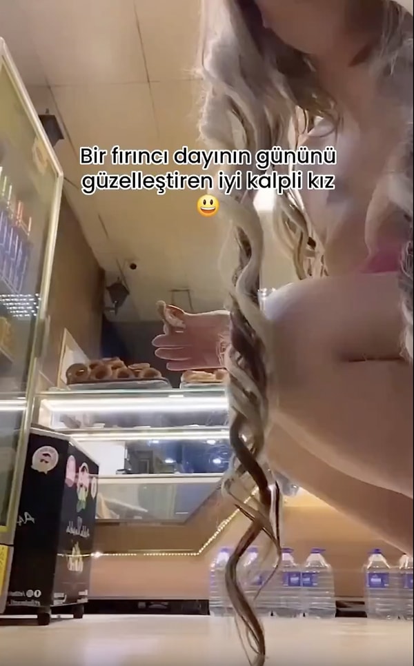 Bunun son örneklerinden biri de bir fırıncıya gidip twerk yapan genç kadının çektiği video.