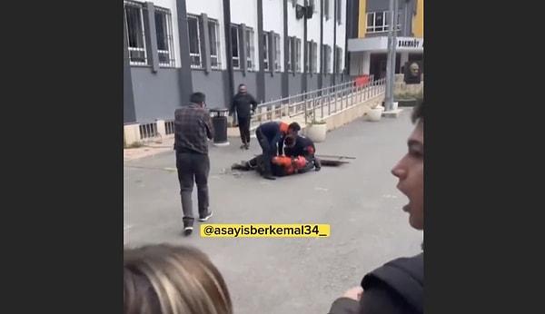 Bakırköy Anadolu Lisesi'nde gerçekleştirilen deprem tatbikatı sırasında AFAD görevlisi yere düştü.