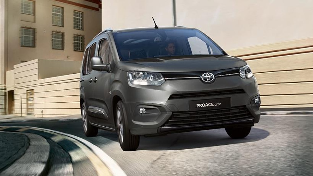 Toyota Fiyat Listesi Ekim 2025: Corolla, CH-R Ne Kadar Oldu? - Onedio