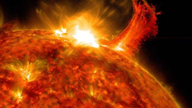 NASA Shares Images of Powerful Solar Flare Erupting On The Sun