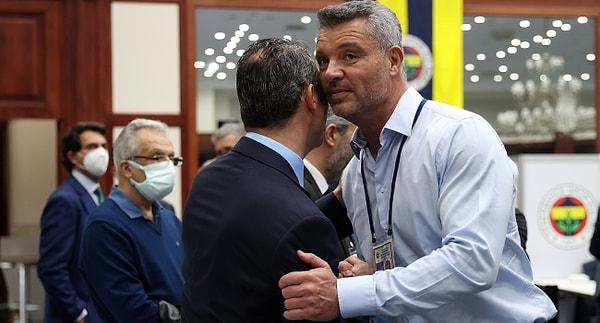 Fenerbahçe'de haziran ayında yapılacak seçimli genel kurulda başkanlığa aday olduğunu söyleyen Sadettin Saran, bugün Ali Koç ile bir görüşme gerçekleştirmişti. Görüşmeden çıkan sonuç, Koç'un yeniden aday olması yönünde olmuştu.