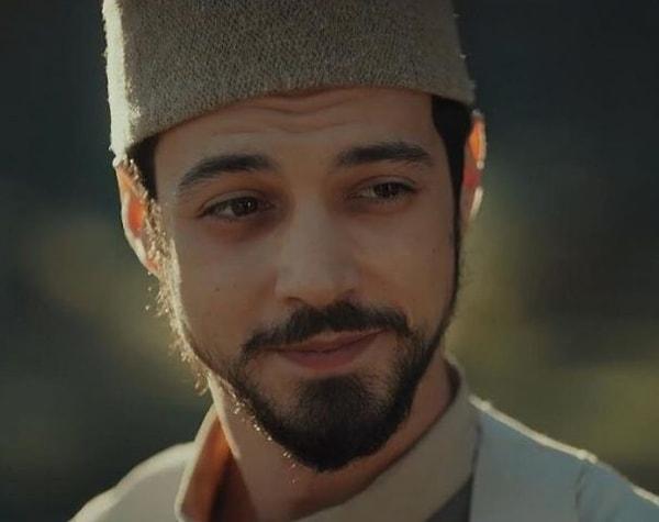 Mert Yazıcıoğlu, Cüneyd karakterini canlandırdığı popüler dizi hakkında ilk kez kamera karşısında soruları yanıtladı.
