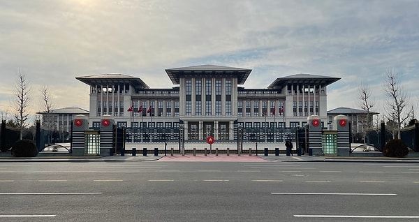 Ankara’da yargı ve emniyet bürokrasisindeki gelişmeler gündemdeyken, gece yarısı kritik bir zirve düzenlenmişti.