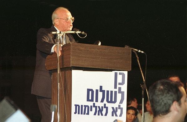 İsrail Başbakanı İzak Rabin