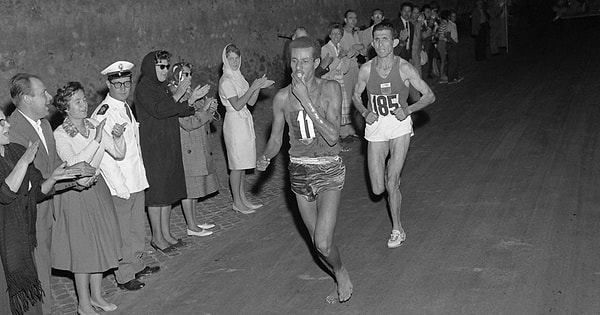 14. Atletizm ve Çıplak Ayaklar: Abebe Bikila