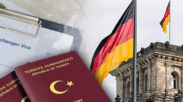 Germany-Visa.org'a göre, Almanya'da planladığınız kalış süresi ve amacınıza bağlı olarak farklı türlerde Alman oturma izinleri vardır.