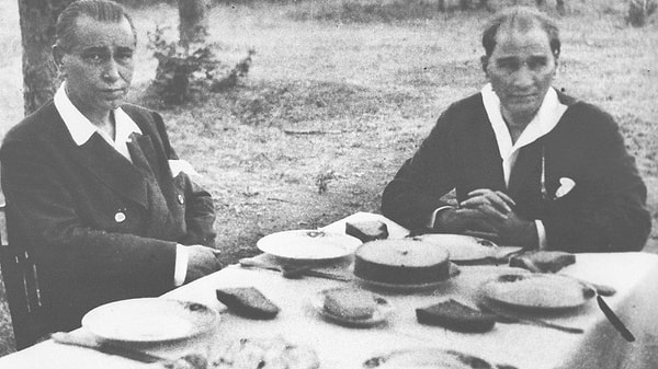 6. Atatürk’ün en sevdiği yemeği sorsak?