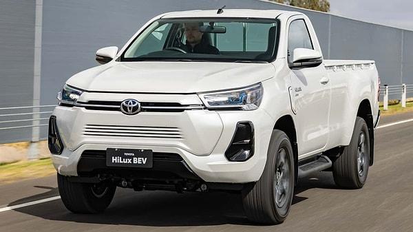 Ünlü otomobil üreticisi Toyota, sevilen pick-up modeli Toyota Hilux hakkında önemli açıklamalarda bulundu.