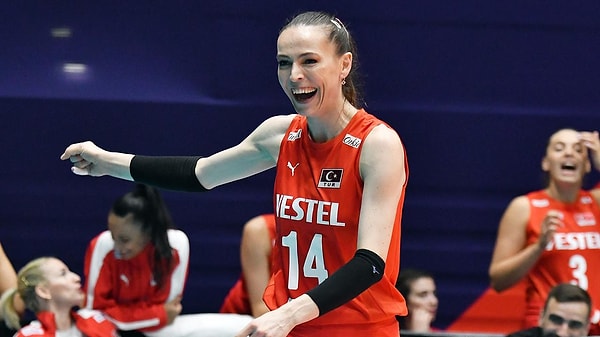 37 yaşındaki milli voleybolcu, şunları söyledi: 👇