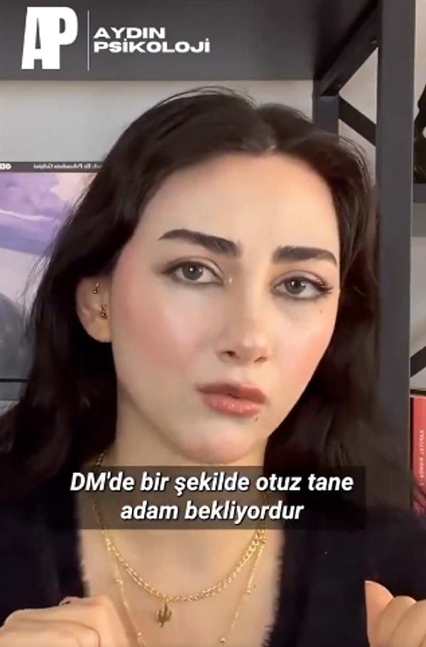 Çeşitli psikolojik konularda videolar paylaşan Buse Aydın, uzmanlığı olmamasına rağmen kendini "Cinsel Terapist" olarak tanıtması gerekçesiyle cezaya çarptırılmıştı.