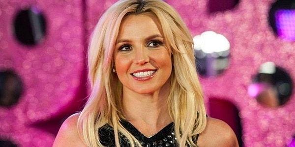 Britney Spears alarmed her fans when she was photographed half-naked leaving a hotel. Shortly after, she posted a photo on social media, causing further worry among her followers.