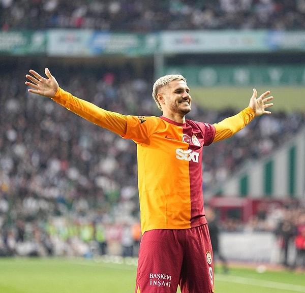 Sezonun son haftasına üç puanlık avantajla ezeli rakibi Fenerbahçe'nin önünde giren lider Galatasaray, deplasmanda Konyaspor'u 3 golle geçti.