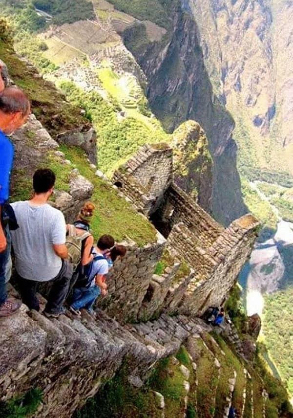 12. Peru'daki ölüm merdivenleri.