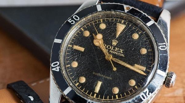 Savaşların ve yaşanan kişisel acıların ardından Rolex, büyümeye devam ediyordu. 1953 yılında tarihinin en efsane saati olan  Rolex Submariner üretildi.