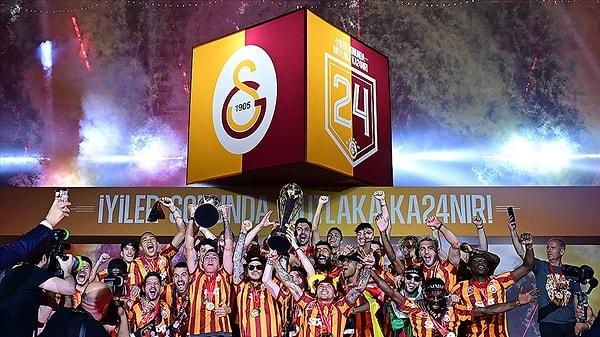 Süper Lig’de 2023-2024 sezonunu şampiyon tamamlayarak tarihinde 24. lig kupasını kazanan Galatasaray'da futbolcular, şampiyonluk paylaşımlarıyla gündeme gelmeye devam ediyor.