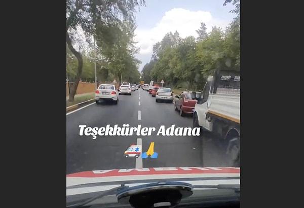 Adana'da ambulansa yol verirken kullanılan fermuar sisteminin uygulanma anı ambulans kamerası ile görüntülendi.