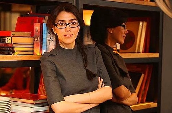 Azra Kohen'in Eğitim Hayatı