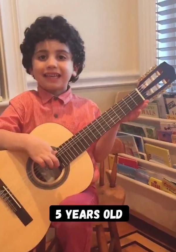 Adeta gitarla büyüyen çocuk ailesi konusunda şanslıydı elbette ama kendisi de hafife alınamayacak yeteneğe sahipti.