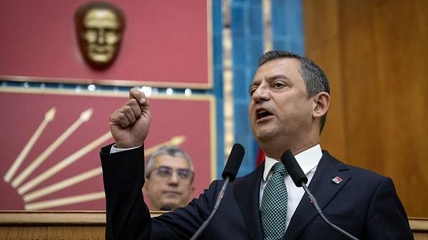 CHP lideri Özgür Özel de Meclis kürsüsünde Ersan Şen’i hedef aldı.