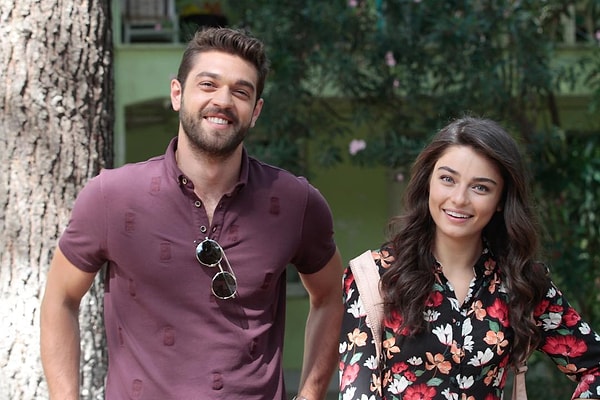 Temmuz ayının ilk haftasında çekimlerine İzmir'de başlanacak 'Gölgede 39 Derece' filminde Turan'ın partnerinin kim olacağı da belli oldu. 'Meryem' dizisinde Ayça Ayşin Turan ile partner olan Furkan Andıç güzel oyuncuya eşlik edecek.