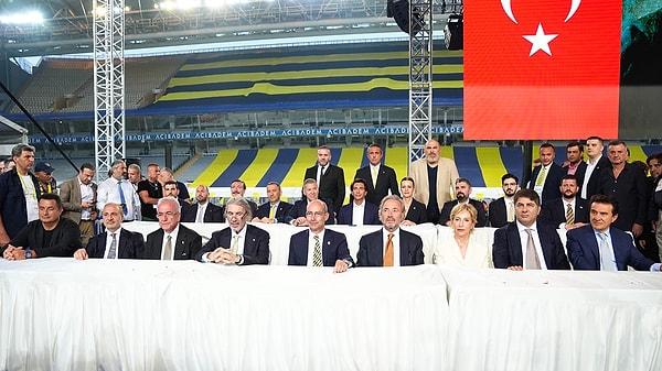 Fenerbahçe Kulübü'nün olağan seçimli genel kurulu, dün yapılan başkanlık seçimiyle tamamlandı. Ali Koç 16 bin 464 alarak yeniden başkan seçilirken Aziz Yıldırım 10 bin 483 oy aldı.