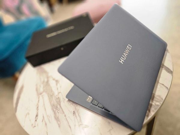 Huawei MateBook X Pro, bilgisayar almak isteyip ne alacağına bir türlü karar veremeyenler için ideal bir cihaz.