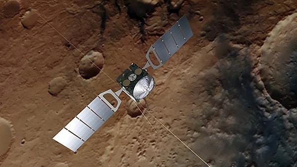 Yapılan keşif araştırmacıları oldukça heyecanlandırmış durumda. Uzmanlar, "Bu tabloyu görmeyi beklemiyorduk. Gördüğümüz şey, Mars'taki eski bir iklim döngüsünün kalıntısı olabilir" diyor.