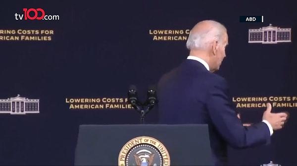 Kameralar karşısında yaptığı tuhaf hareketlerle sıklıkla gündeme gelen ABD Başkanı Joe Biden bu sefer de seyirciler karşısında dondu.