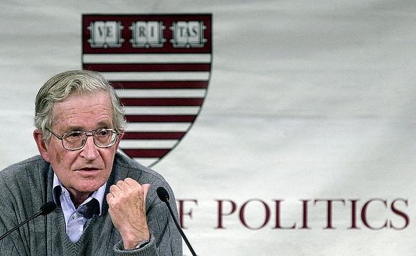Son yüzyılın büyük düşünürlerinden Noam Chomsky'nin öldüğü haberleri dünya çapında yayıldı.