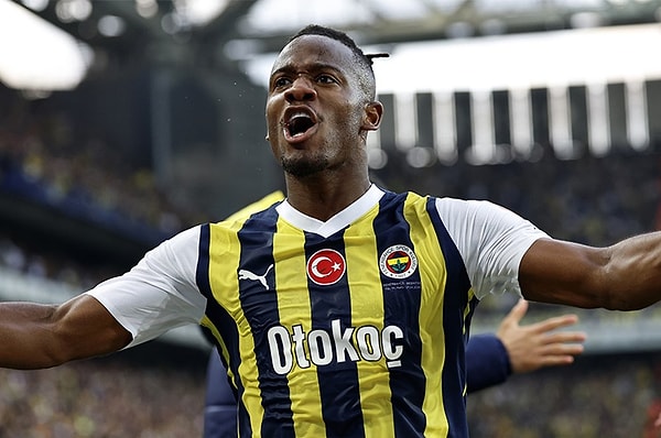 Cimbom'un yeni sezonda nasıl bir performans sergileyeceği merakla beklenirken, Batshuayi transfer iddiası taraftarlar arasında büyük heyecan yaratmış durumda.