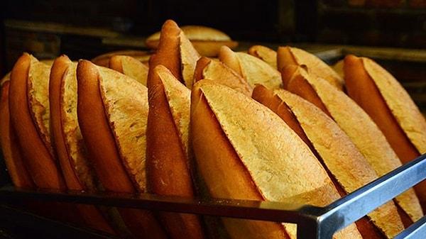 İstanbul Ticaret Odası’nın (İTO) mayıs ayı meclis toplantısında alınan kararla, İstanbul’da 200 gram ekmeğin azami fiyatını 10 TL’ye çıkarmıştı.