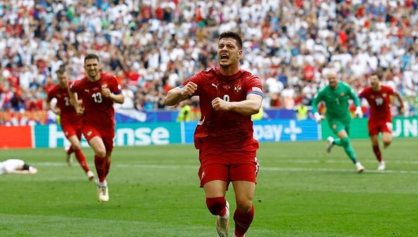 Maçın skorunu belirleyen gol, karşılaşmanın son pozisyonunda geldi. Sırbistan, beraberliği 90+5’te  Ilic’in kullandığı kornere iyi yükselen Luka Jovic ile buldu.