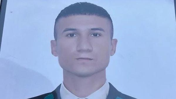 Pençe Kilit operasyon bölgesinde dün yapılan arama tarama faaliyeti sırasında terör örgütü mensupları ile girilen temasta Piyade Astsubay Çavuş Mehmet Ali Horoz şehit düştü.