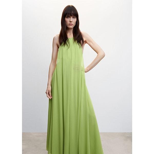 9. Favori yeşil tonlarından harika bir yazlık elbise...