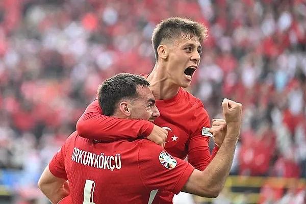 Türkiye’nin Gürcistan’ı 3-1 mağlup ettiği maçta harika bir gol atan genç yıldız, taraflı tarafsız herkesin beğenisini topladı.