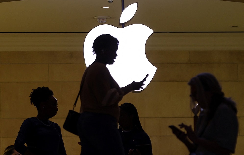 Apple Sued for Paying Thousands of Female Employees Less Than Their Male Counterparts