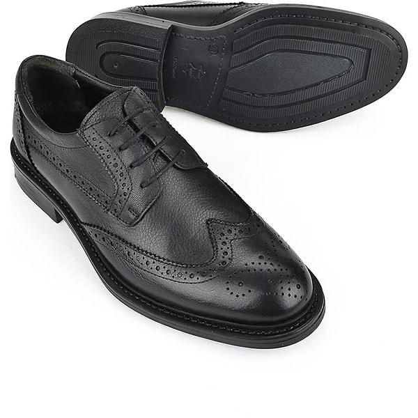 6. Klasik bir erkek ayakkabısı ihtiyacı olanların kaçırmaması gereken kaliteli ve rahat bir model.