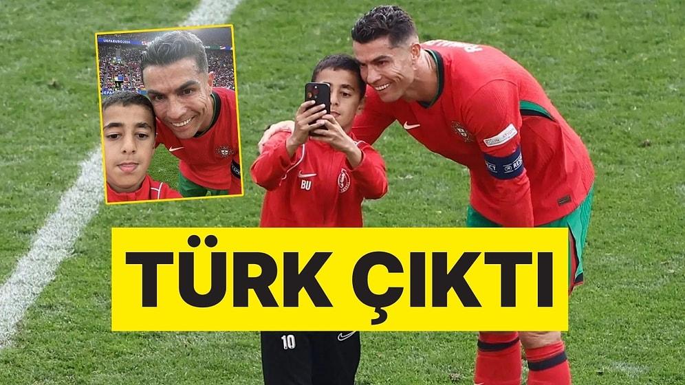 Portekiz Maçında Sahaya Atlayıp Ronaldo ile Fotoğraf Çekilen Küçük Taraftarın Türk Olduğu Ortaya Çıktı!