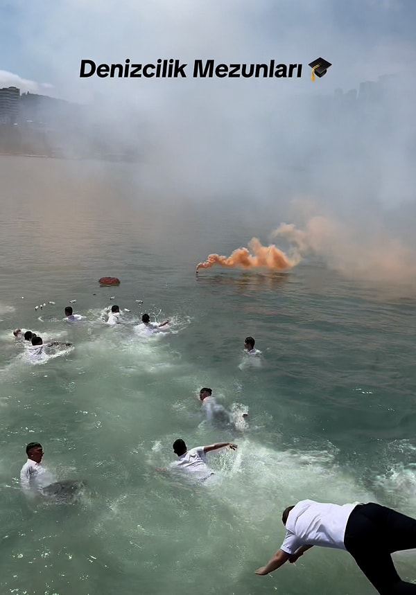 Bu renkli ve eğlencenin had safhada olduğu anlar izleyiciler olarak bizi de etkisi altına aldı.