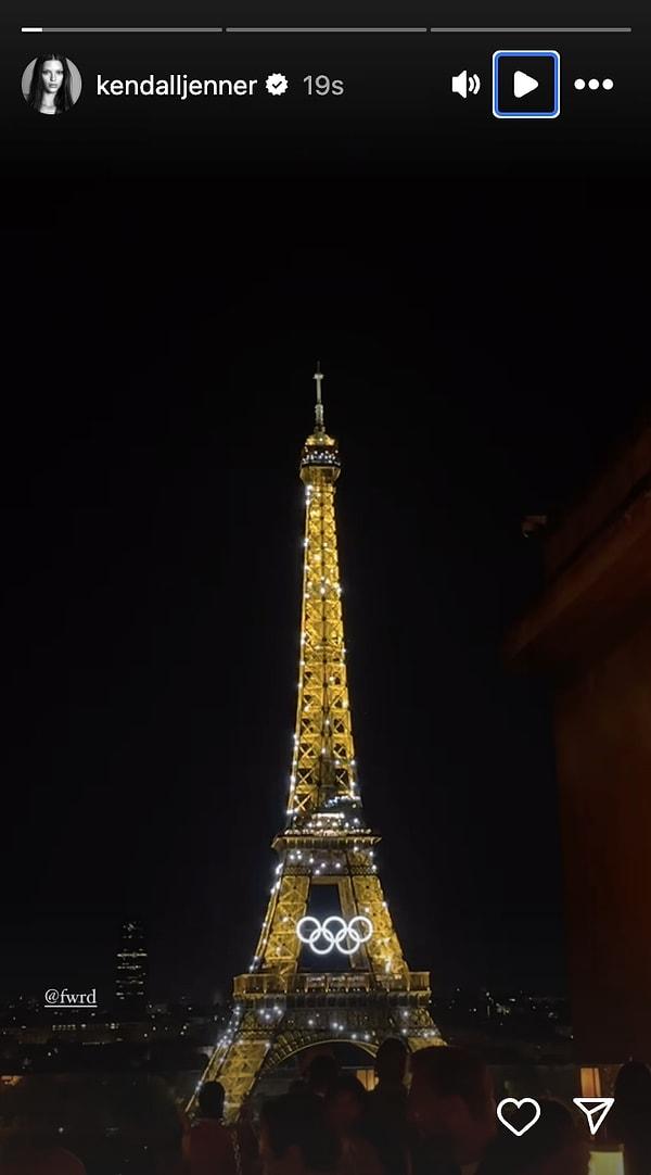 Kendall Jenner Paris'e gitti.