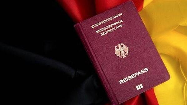 Alman vatandaşlığına geçmek isteyenlerin, Almanca dil bilgisini kanıtlaması ve vatandaşlık testine girmesi gerekiyor.