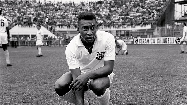 4. Pelé - Santos FC