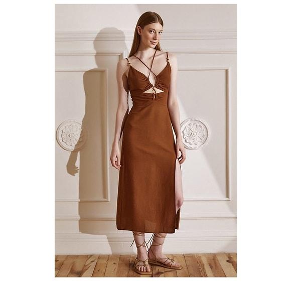 Fiore Viola Kadın Elbise Ip Askılı Gögüs Dekolteli Sırt Detaylı Yırtmaçlı Model