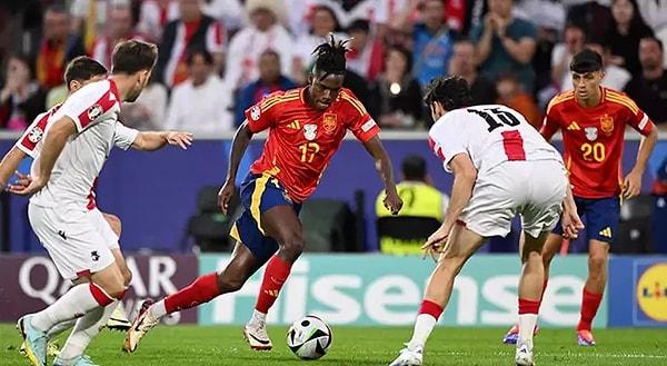 Toplamda 5 gol atılan maçta fileleri havalandıran gollerin hepsi İspanyol oyunculardan geldi.